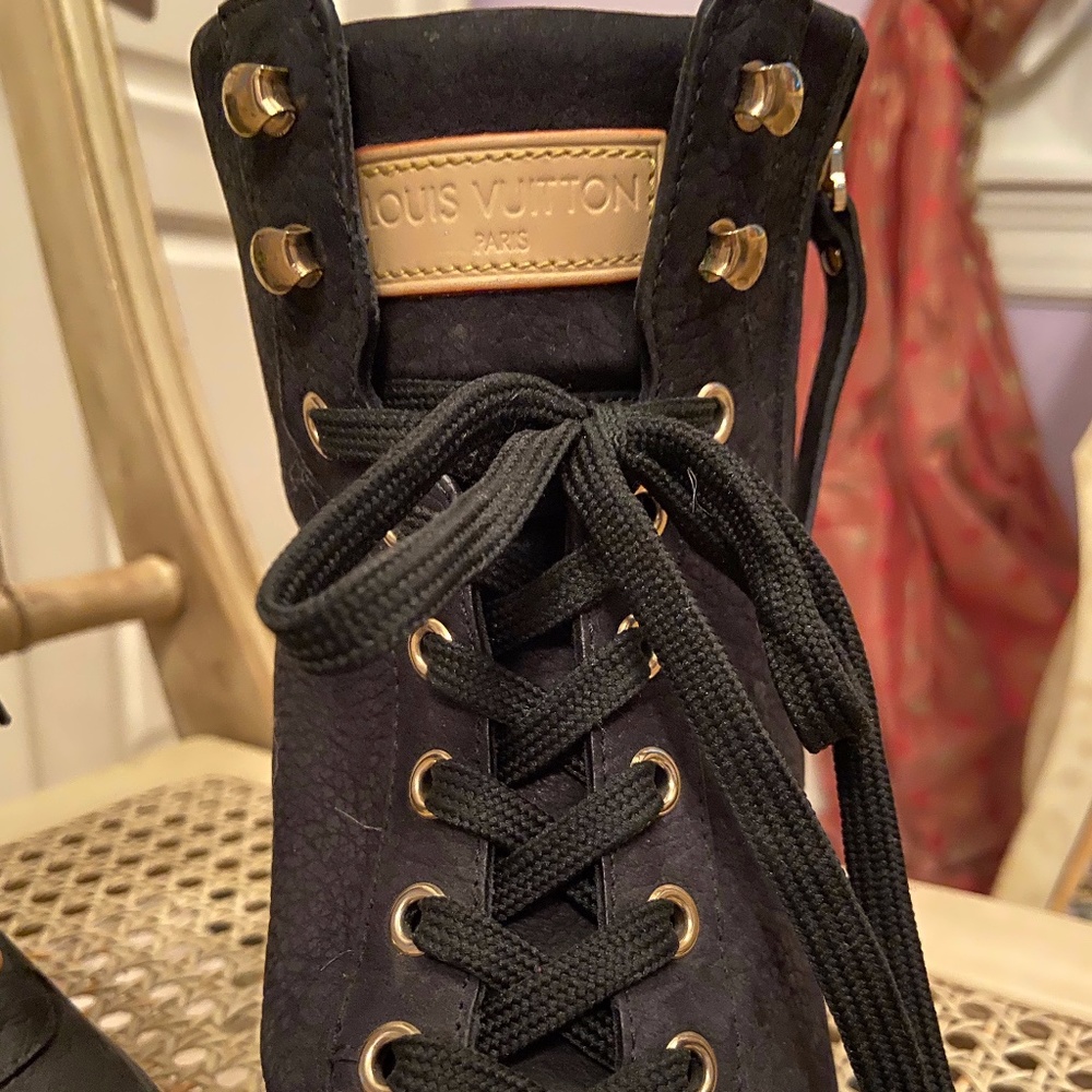 Louis Vuitton sneaker wedges 7.5